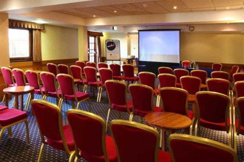Best Western Kings Manor 3*
